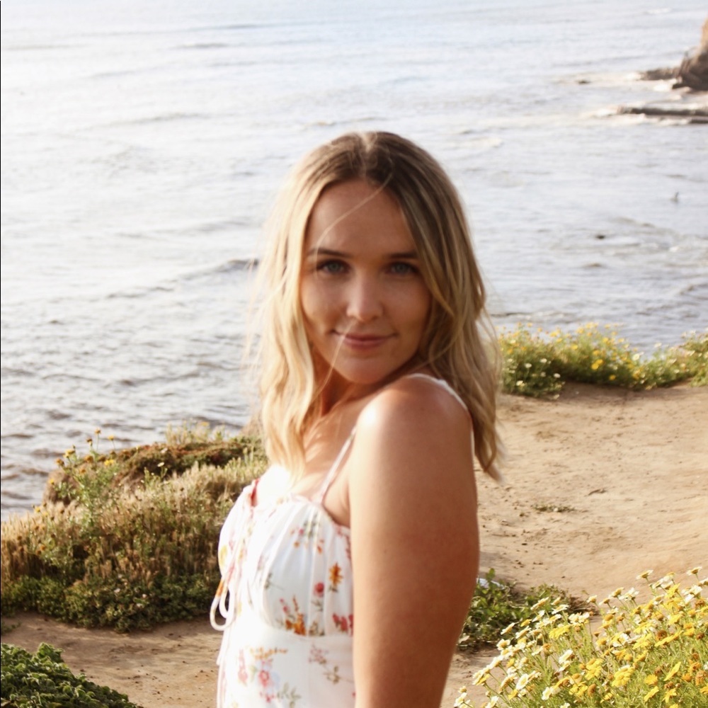 Meet your Posher, Izzy